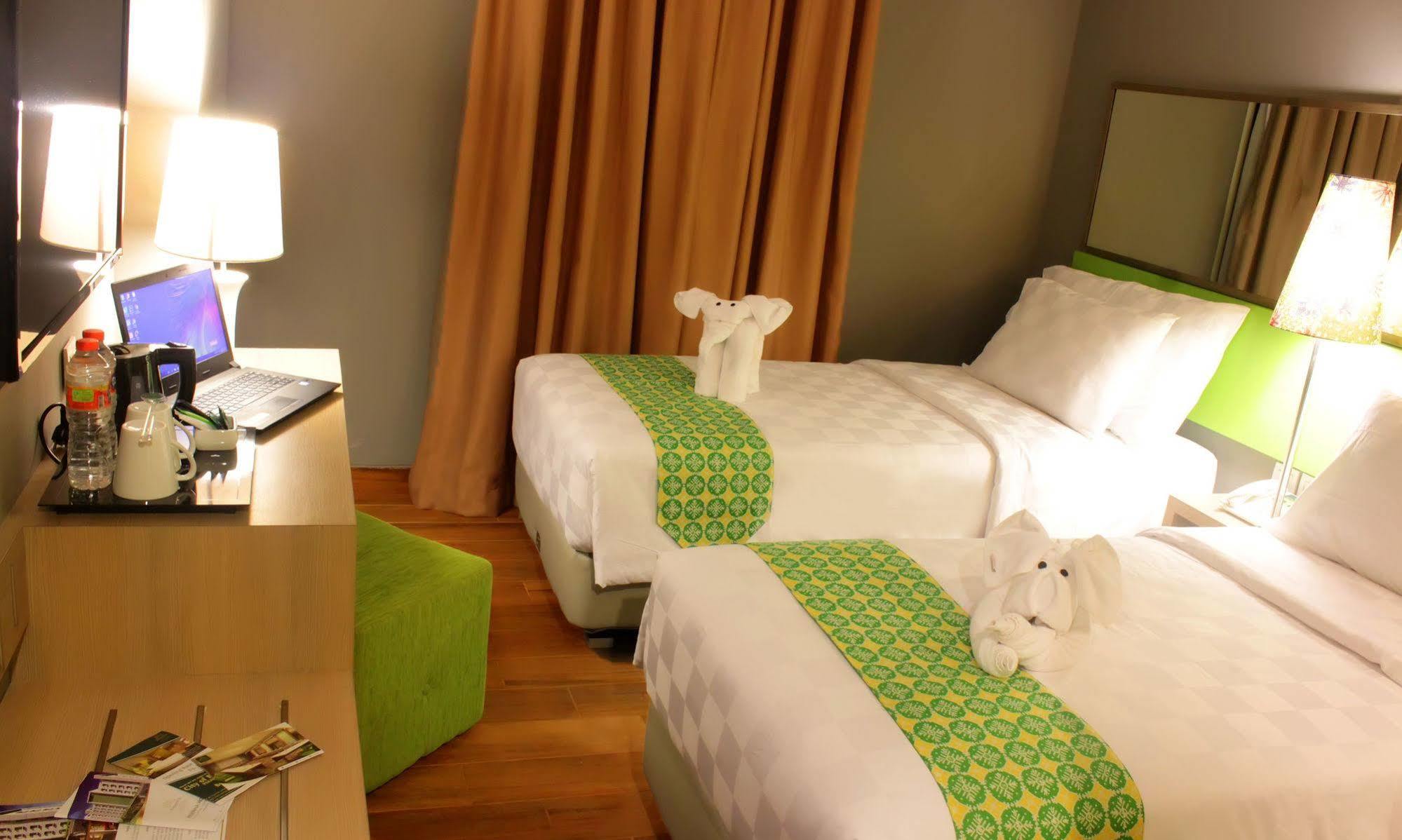 Khas Hotel Pekalongan Εξωτερικό φωτογραφία