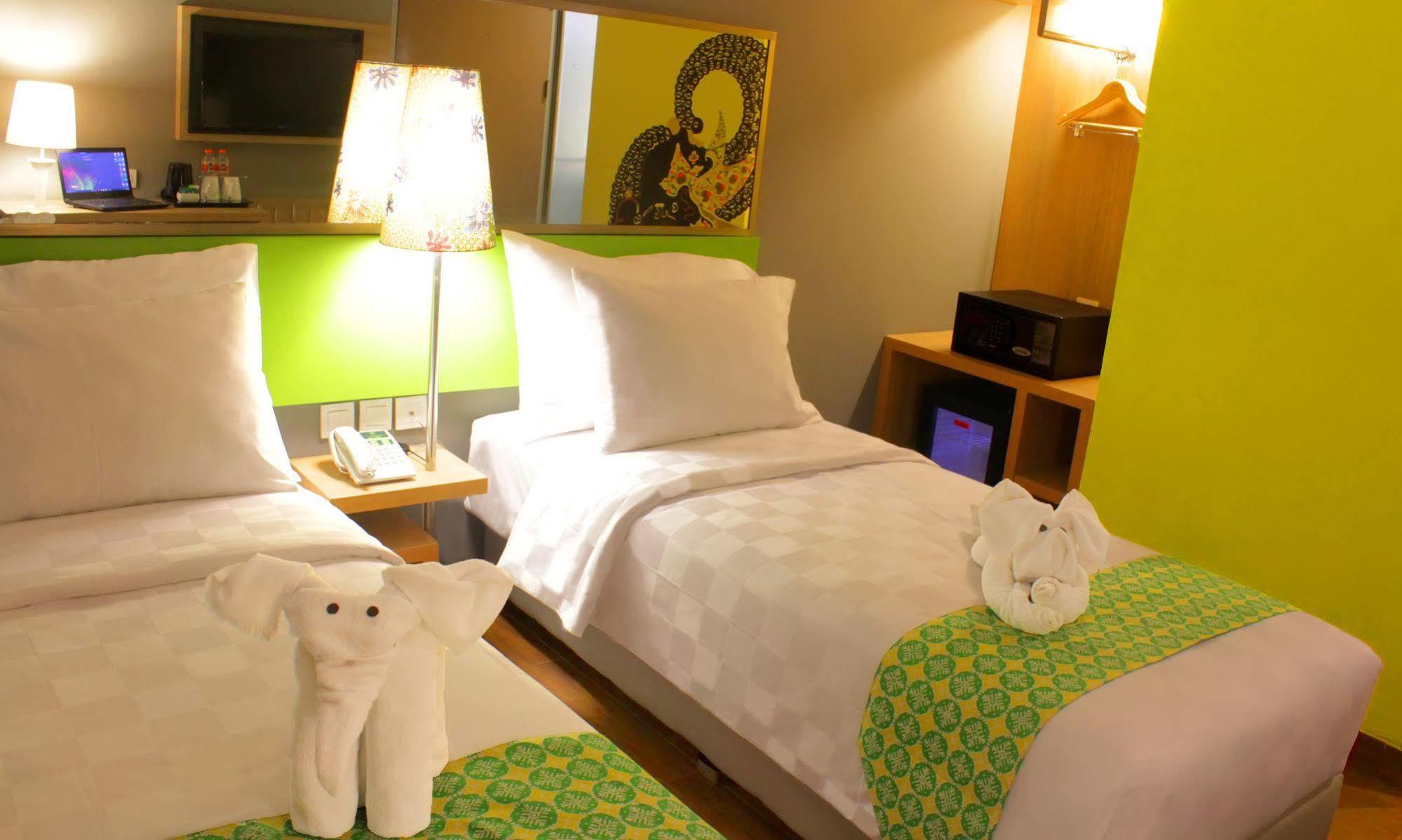 Khas Hotel Pekalongan Εξωτερικό φωτογραφία